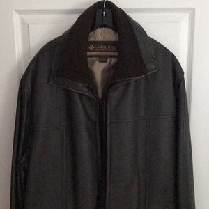 Men’s brown leather jacket